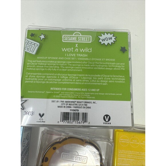 Sesame Street Wet N Wild Makeup Set Bundle - Blush, Highlighter, Sponge, Mirror - Picture 10 of 10